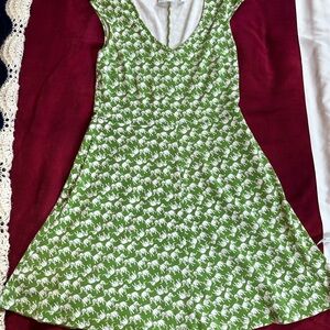 Green Elephant Print Dress…it has pockets!